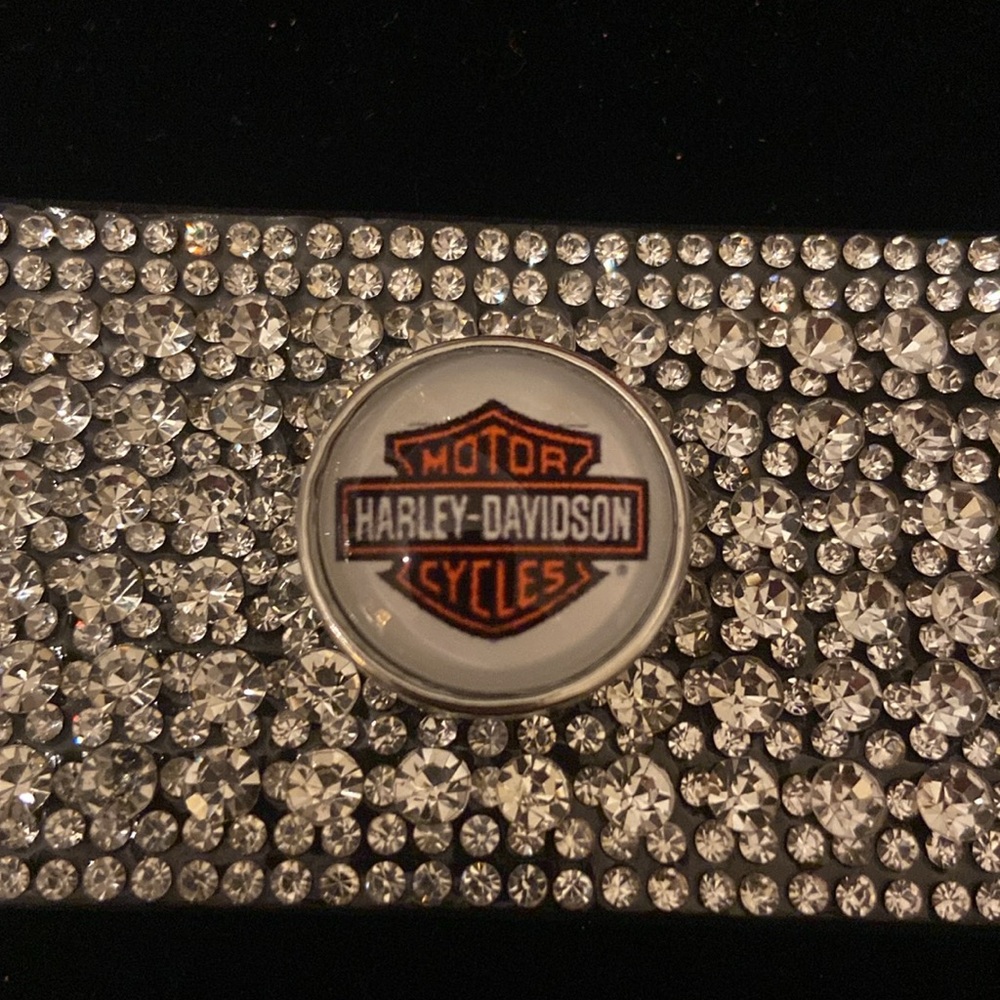 HD Rhinestone Bling Bracelet - Picture 3 of 6